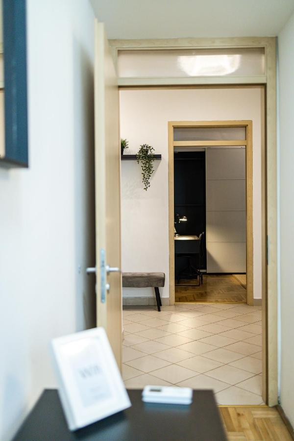 Cosy 1 Bedroom Apartment In Gozsdu Court Budapesta Exterior foto